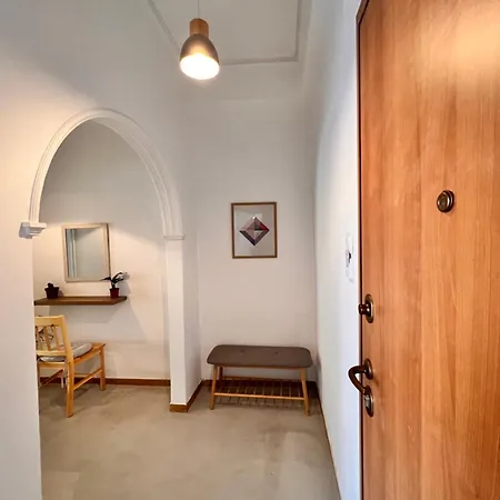 Apartment στο κέντρο της αθήνας *