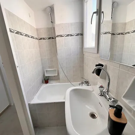 στο κέντρο της αθήνας Apartment