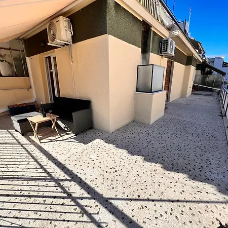 στο κέντρο της αθήνας Apartment *